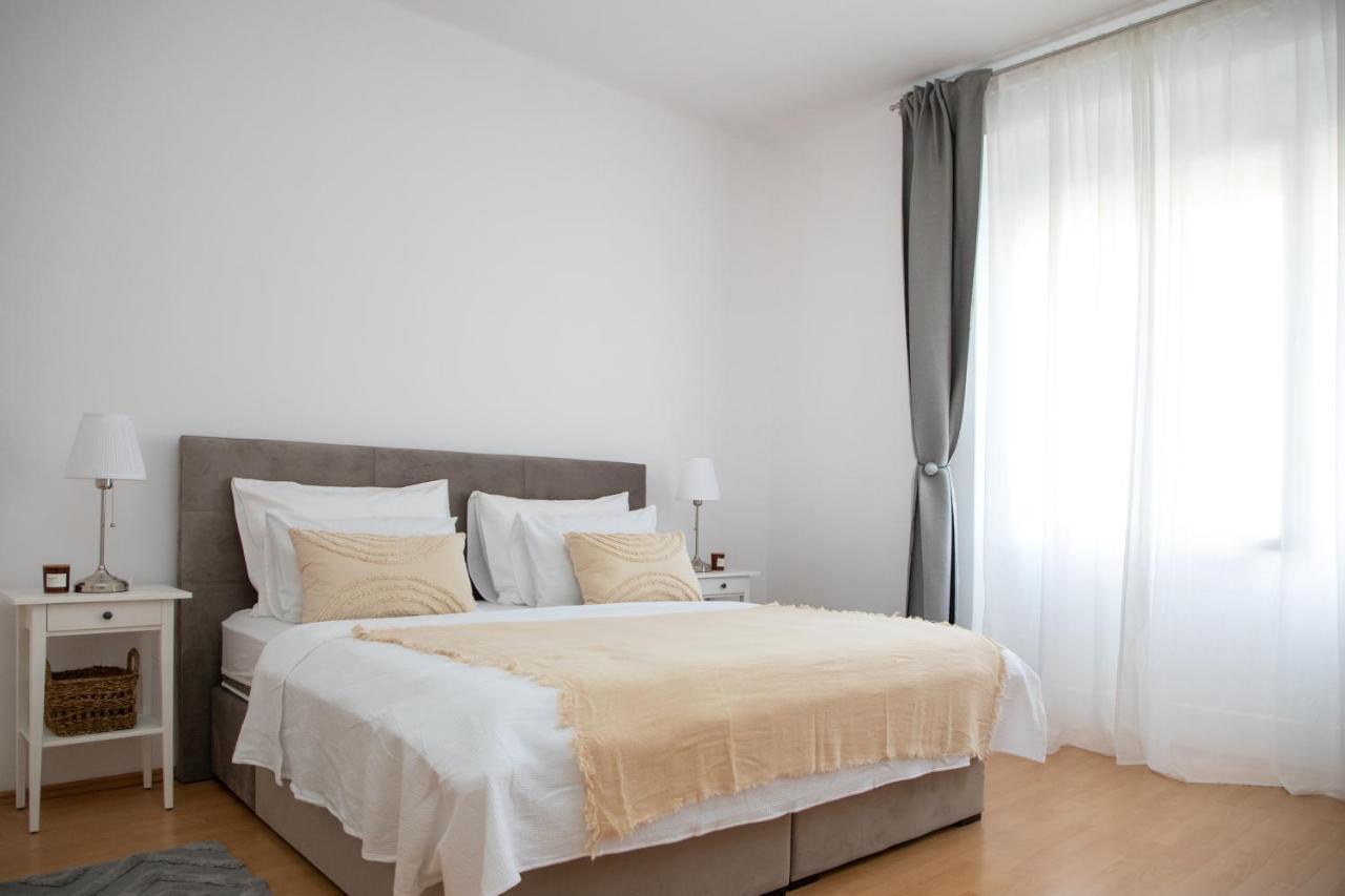 Brand New City Center Apartment Nostalgija Split Exterior foto